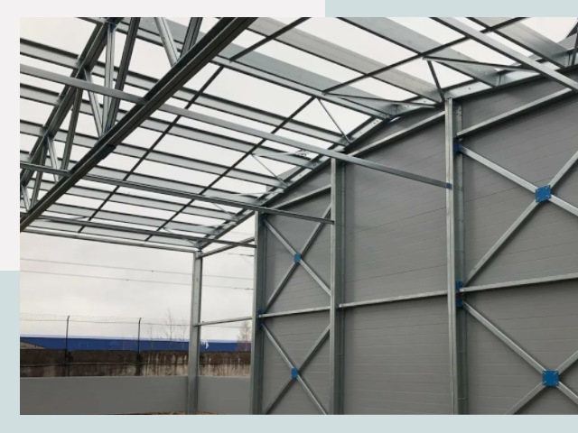 Каркасные ангары от СтальСтрой-Тмб по цене от 609 руб.